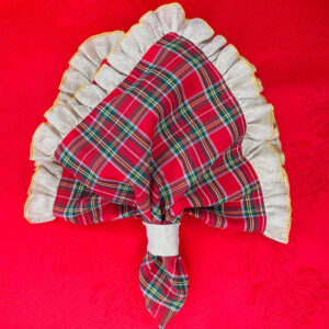 Scottish tartan red napkin with ruches